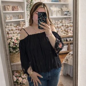 Aeropostale Black Cold-Shoulder Floral Embroidered Top